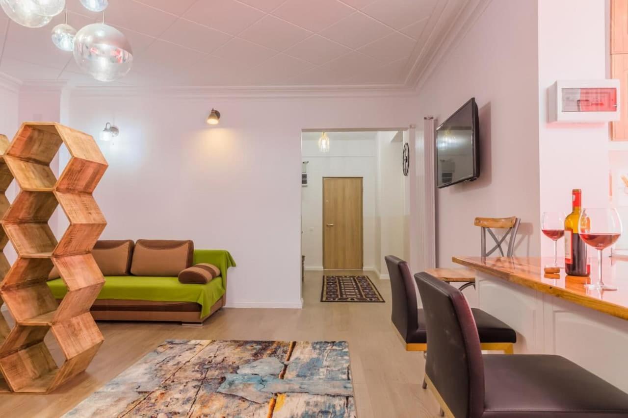 Inova Central Apartment Bukarest Kültér fotó