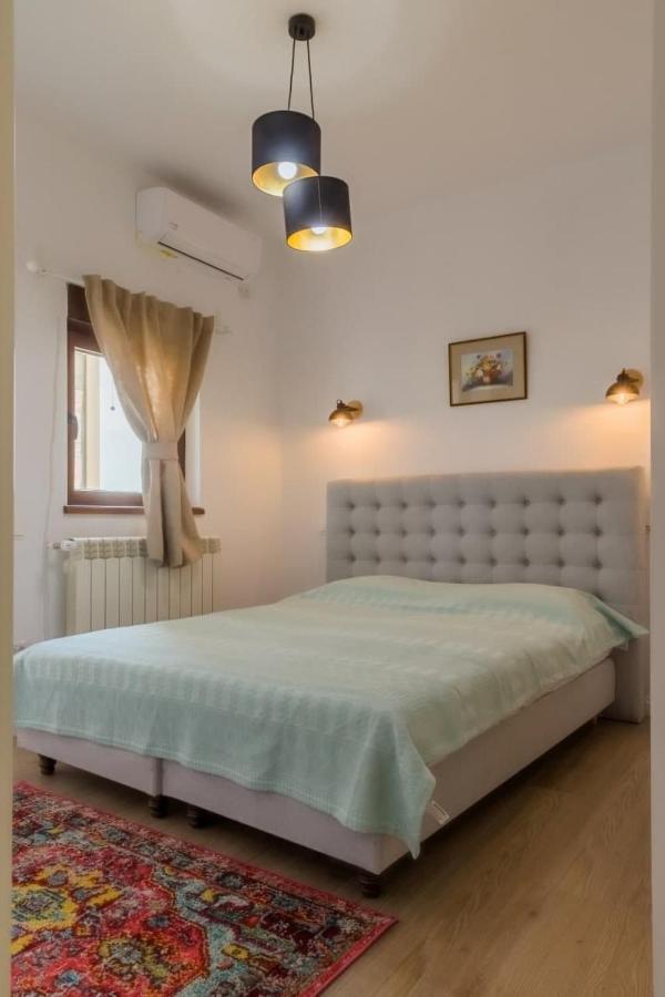 Inova Central Apartment Bukarest Kültér fotó