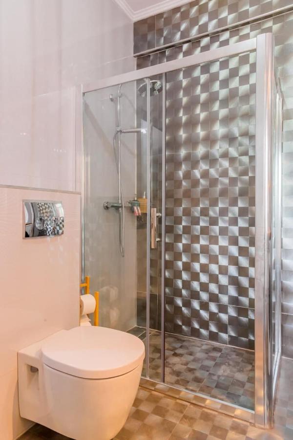 Inova Central Apartment Bukarest Kültér fotó